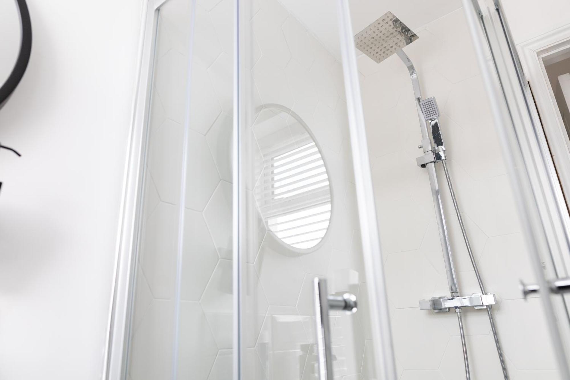 Bay City Studio Apartments Κάρντιφ Εξωτερικό φωτογραφία