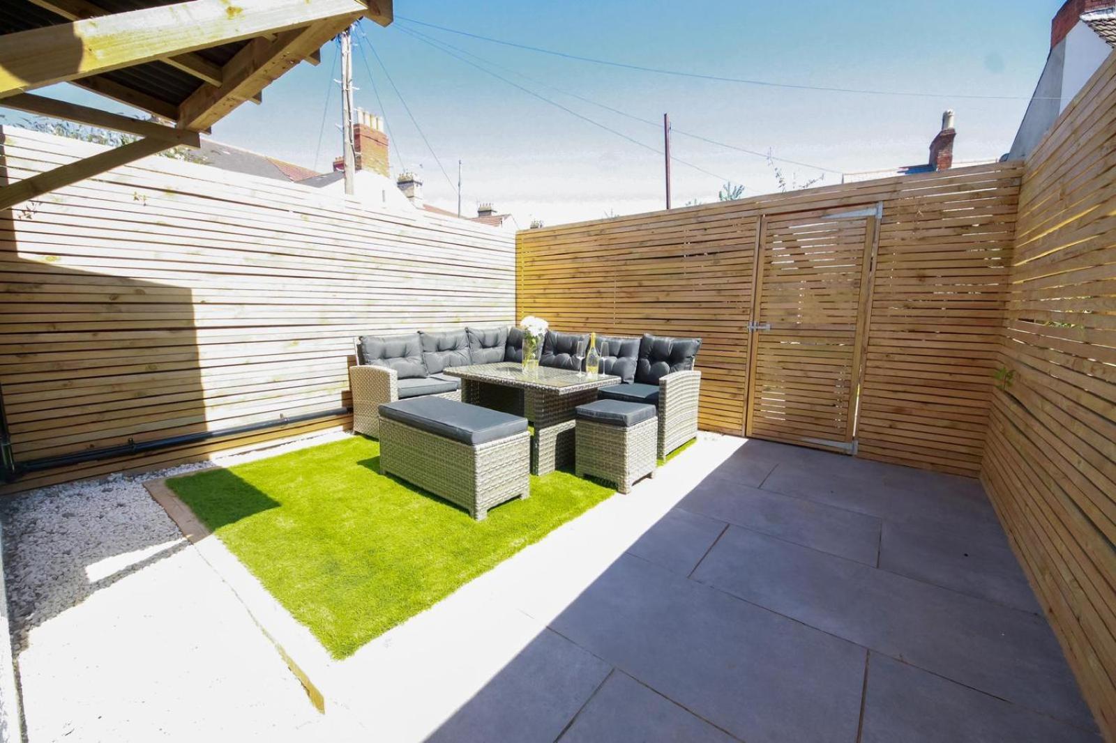 Bay City Studio Apartments Κάρντιφ Εξωτερικό φωτογραφία
